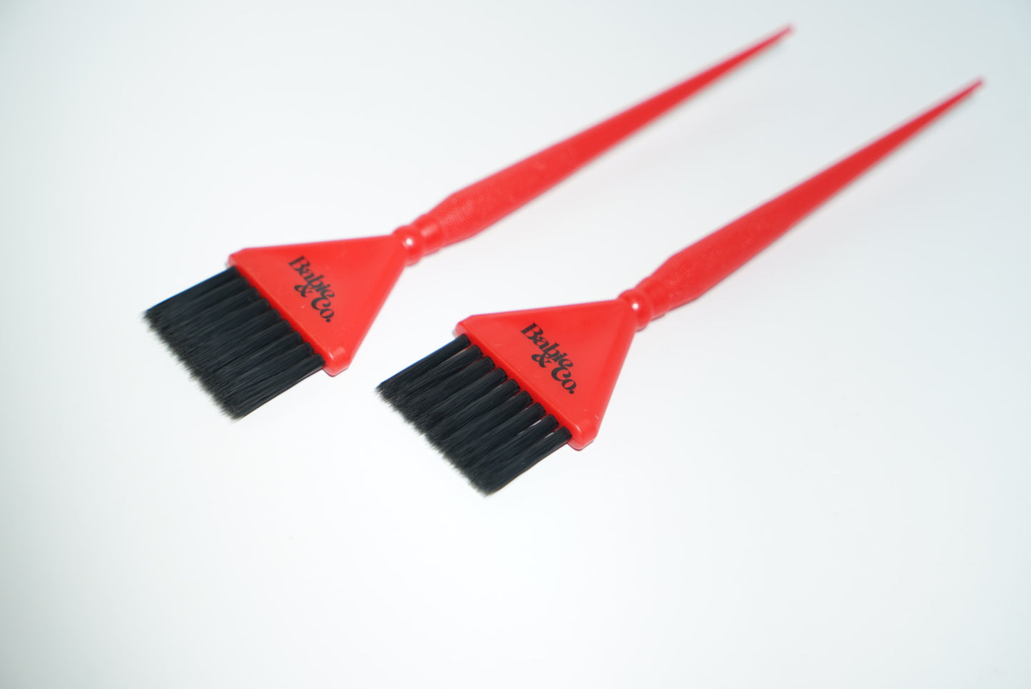 BABIE & CO. SIGNATURE RED MINI COLOR BRUSH